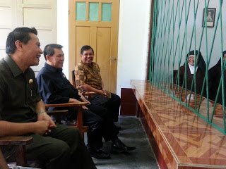 Biarawati Karmel Curhat ke SHS